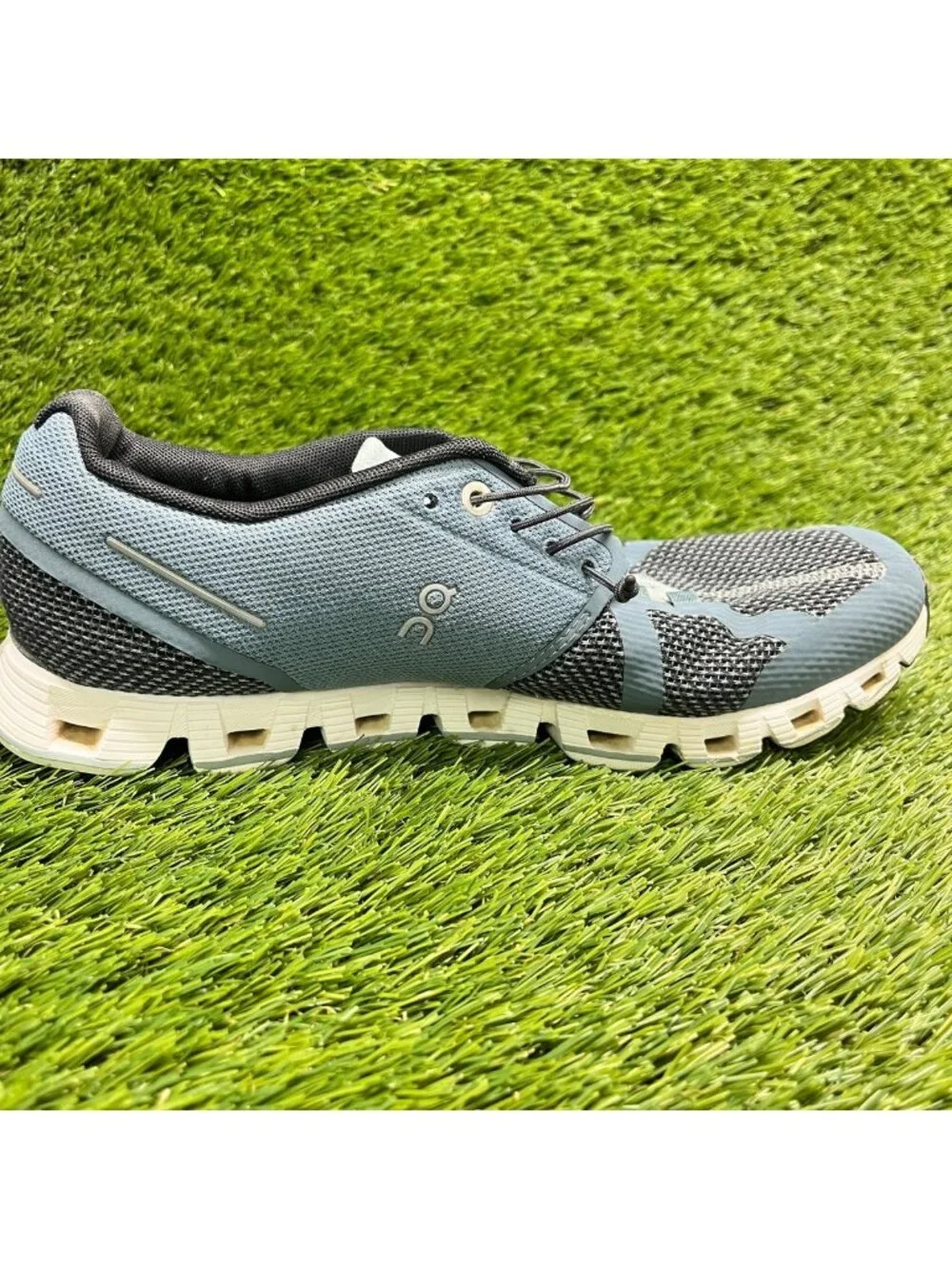 On Cloud 2 WomenS Size 9 Blue Black Athletic Running Walking Shoes Sneakers
